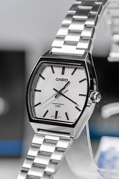Reloj Casio MTP-B140D-7AV en internet