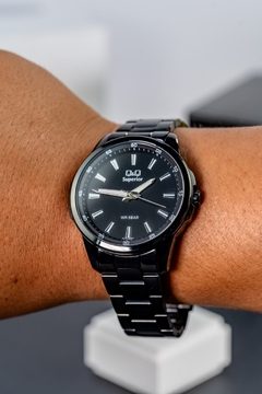 Reloj Q&Q C21A-002VY Línea Premium SUPERIOR - comprar online