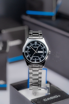 Reloj Casio MTP-V006D-1B2 en internet