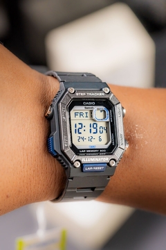 Reloj Casio WS-B1000-1AV - Compacto, con Conectividad Bluetooth y Contador de Pasos para un Estilo de Vida Activo - tienda online