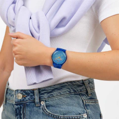 Reloj Swatch BRILLIANTLY BLUE SO29S102 Azul Transparente - GOLDEN STORE