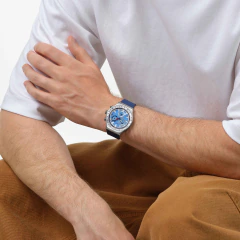 Reloj Swatch SKY REFLECTIVE YVS541 Cronógrafo Acero Inoxidable Azul - GOLDEN STORE