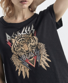 Remera Mikel