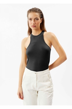 Musculosa Frank en internet