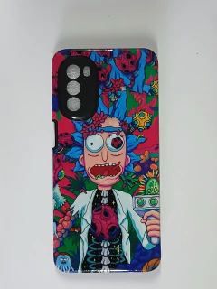 Moto G52=G82 Funda Ref Rick and Morty - comprar online