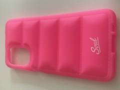 Moto G52 G82 Funda Puffer Fucsia