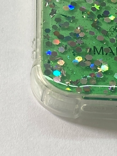 iPhone 13 Funda Antishock Verde glitter tapa camara en internet