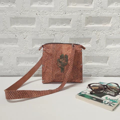 Imagem do Bolsa Couro Tilápia BA