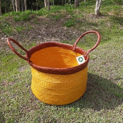 Cesto Piaçava Amarelo Com A Alça Marrom Ba - Sambaki Brasil