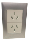 Llave Cambre Siglo Xxii Toma Doble Vertical Blanc Y Aluminio