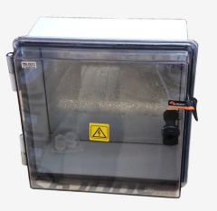 Tablero Gabinete 31x33x18 Ip65 T/transparente Roker Prg352/1