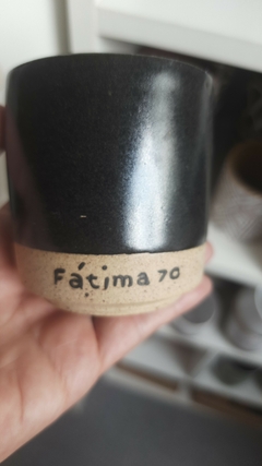 Copo para café personalizado - Apoena Design cerâmica artesanal, pronta entrega e encomendas de itens personalizados corporativos e para casamentos
