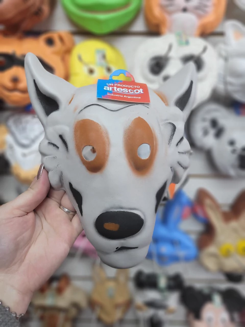 Máscara goma eva lobo