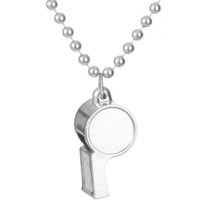 Collar con silbato color plateado