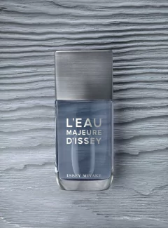 Issey Miyake - L`Eau Majeure D'Issey Eau de Toilette na internet