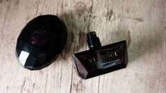 LACRADO - Crystal Noir Eau de Parfum - VERSACE na internet
