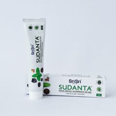 PASTA DENTAL AYURVÉDICA SUDANTA EN GEL MENTA CON CARBÓN ACTIVADO 100 gr
