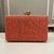 CLUTCH PALHA SINTETICA LARANJA