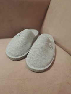 Pantuflas punta Grises punta cerrada clasic - comprar online