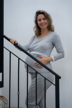 Pijama Hinda Remera Mangas Largas + Pantalón Gris - tienda online