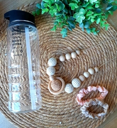 Trio Collar + Botella Agua c pico + Par de gomitas
