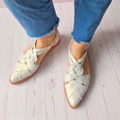 Sandalias Valentina off white en internet