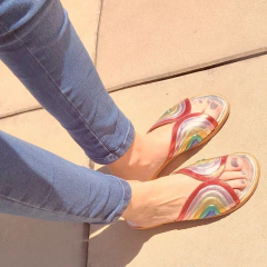 Sandalias Rainbow metalizadas en internet