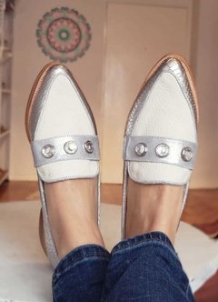 Chatita Pili Plateado - comprar online