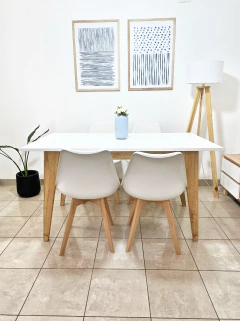 Mesa Escandinava + 4 sillas Tulip - comprar online