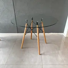 Mesa Eames Vidrio Redonda