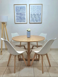 Mesa Paraíso Cruz redonda + 4 sillas Tulip