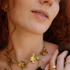 COLLAR GIARDINO BURGUNDY - comprar online