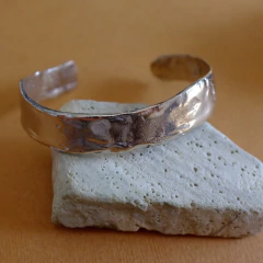 ESCLAVA ROCOSA UOMO en internet