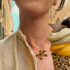 COLLAR LA VERA FIORE GOLDEN - comprar online