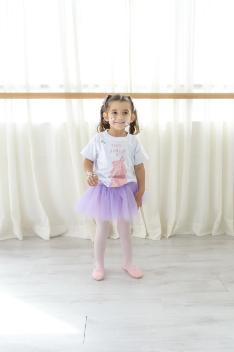 Remera Niña "Tiny Dancer" Blanco - tienda online