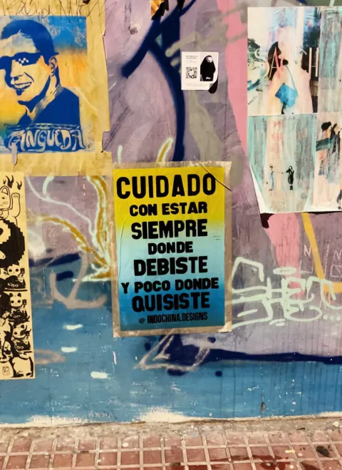 Afiche CUIDADO