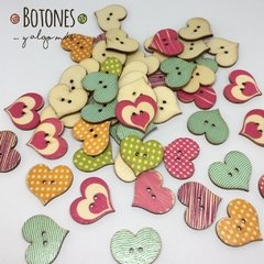 CORAZONES MIX DE DISEÑOS - 25 X 24MM (COD:283)