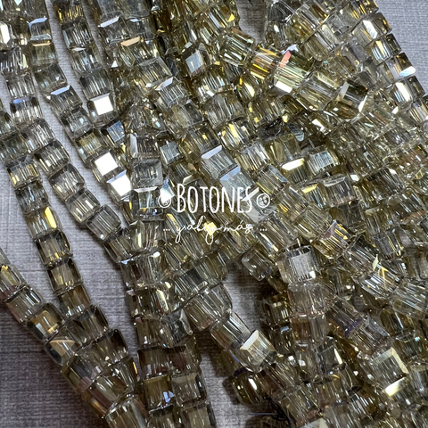 CRISTALITOS - 4MM- PAQUETE X 10 TIRAS (COD: 3102) CUBO - comprar online