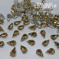 GOTA CHICA - GEMA TOPAZ ENGARZADA - 6 X 10MM (COD: 1775)