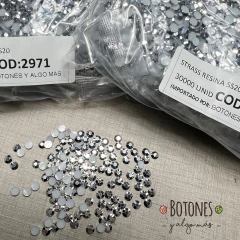 STRASS RESINA- PLATA - SS20 (4.6mm) x 30000 unid (COD: 2971) NO HOTFIX - comprar online