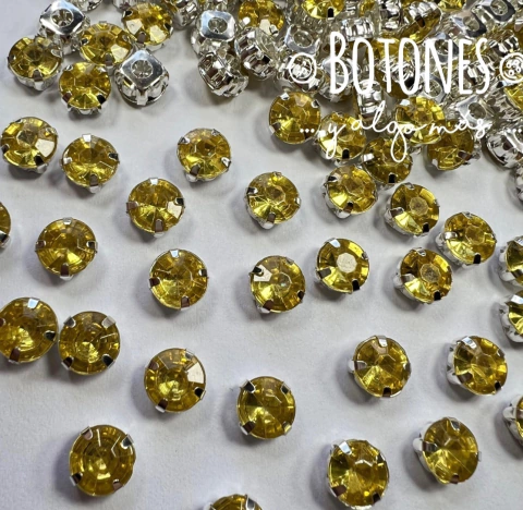 REDONDA 8mm- GEMA ENGARZADA CHAMPAGNE(Cod:882)