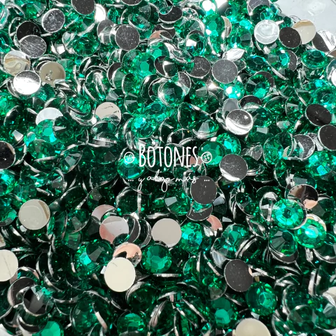 STRASS RESINA- VERDE - SS10 (2.8mm)x 10000 unid (COD: 2275) NO HOTFIX - comprar online
