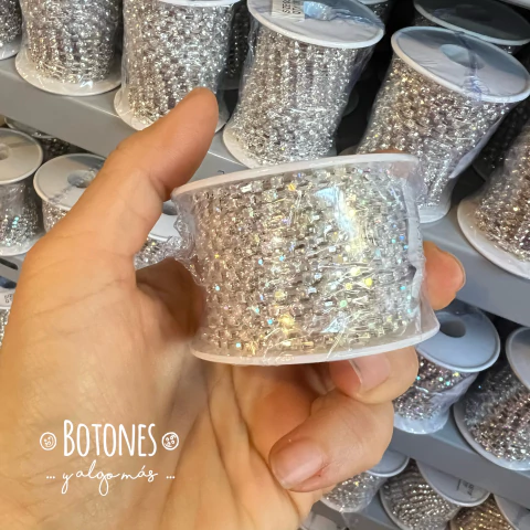 CINTA DE STRASS CRISTAL AB SS10 SEPARADO - 10 YARDAS (COD: 3106) - comprar online