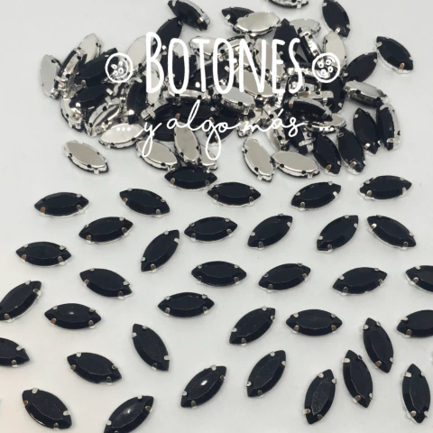 NAVETTE - GEMA NEGRA ENGARZADA- 7 x 15mm (Cod:722)