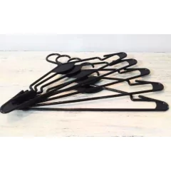 Percha Plastica Negra en internet