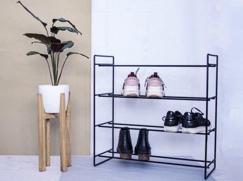 Zapatero de cuatro niveles