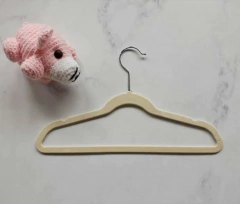 Percha Antideslizante Infantil