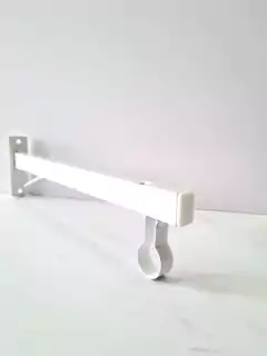 Mensulas De Dos Agujeros Con Barral - Perchas Y Percheros La Plata