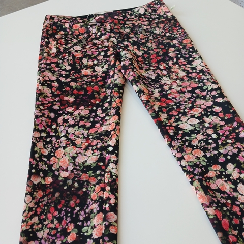 Imagen de PANTALON ZARA T. 9 - 10 AÑOS NEGRO FLORES