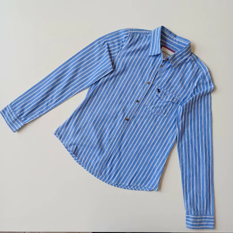 CAMISA ABERCROMBIE T.10 AÑOS CELESTE RAYAS BLANCAS